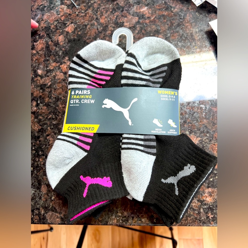 PUMA Womens Socks 1/4 Crew Cushioned Mesh Ventilation 6 Pair Shoe Size 5-9.5